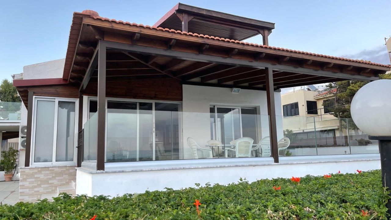 Beachfront Villa - Dasakiラルナカ エクステリア 写真